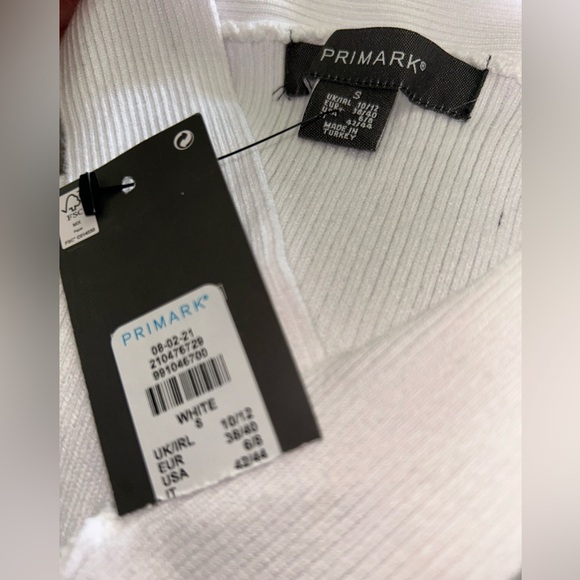 Women's-Primark Criss Cross front and mock neck back. Ribbed, Cropped, Size S. - Picture 5 of 8